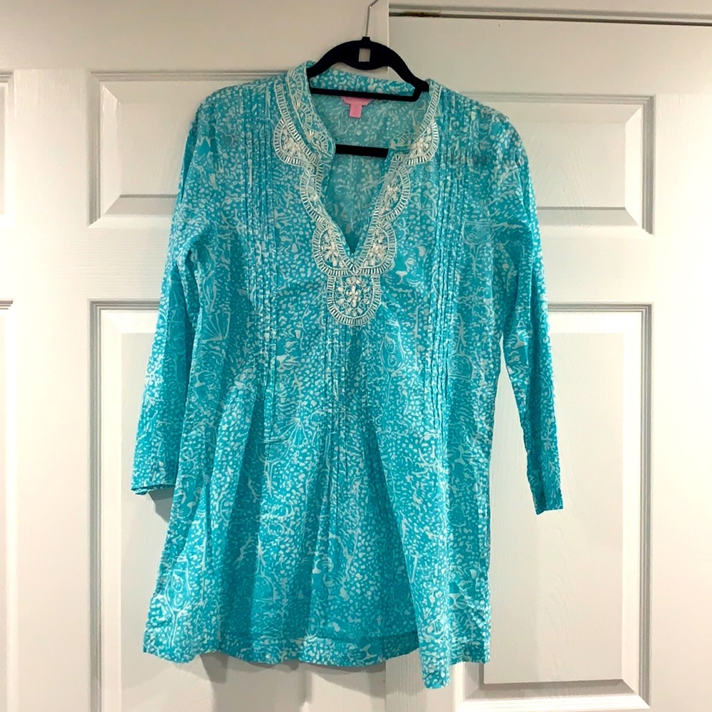 Lilly Pulitzer tunic with beaded neckline- Medium